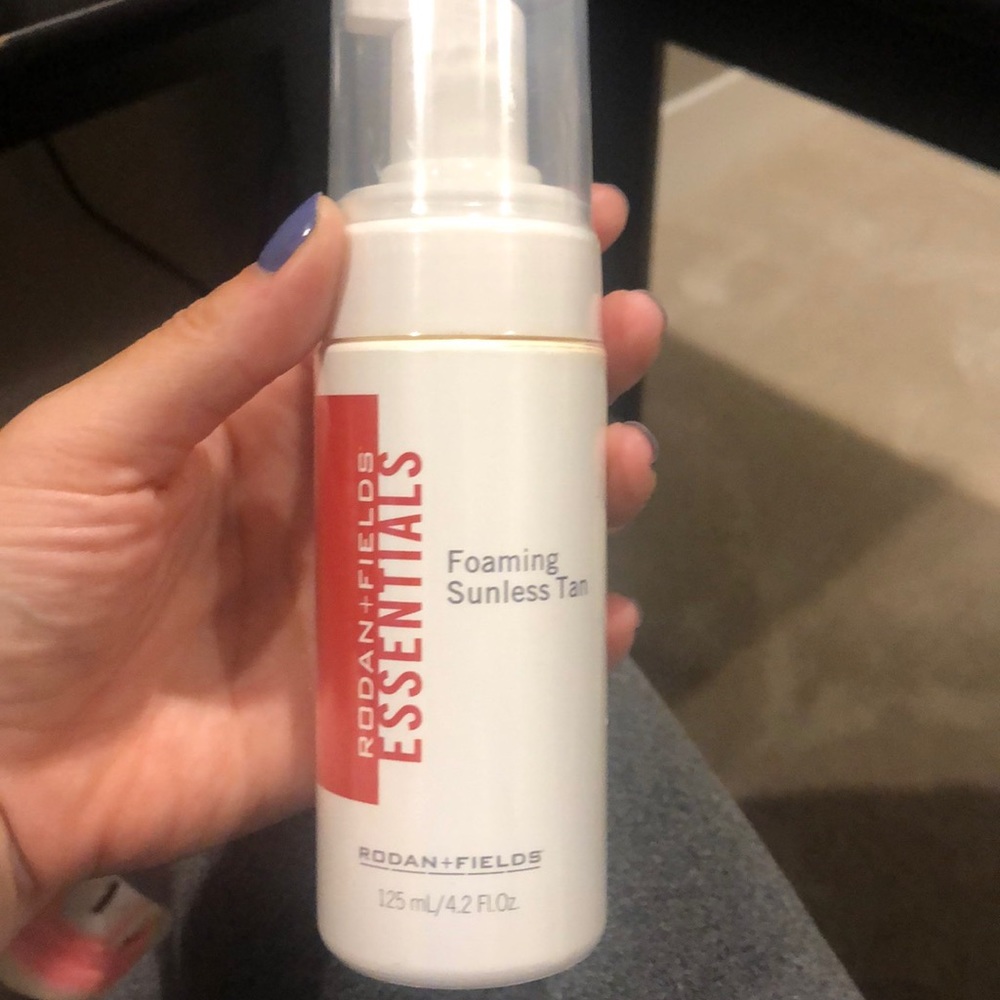 Sunless tanner